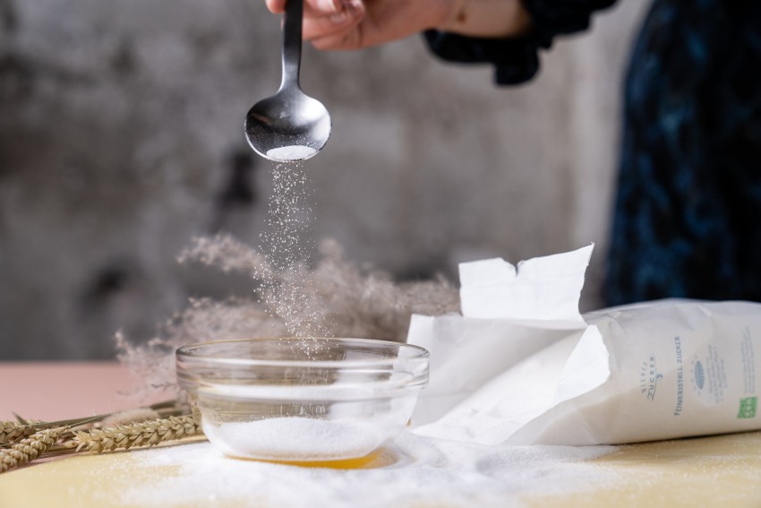 DIY LipSrub für zarte Lippen 100 natürliche Zutaten