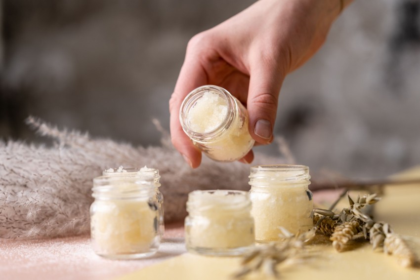 DIY LipSrub für zarte Lippen 100 natürliche Zutaten